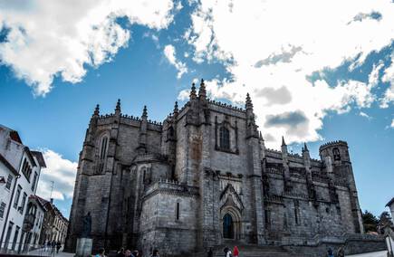 Avaliações de negócios em Guarda